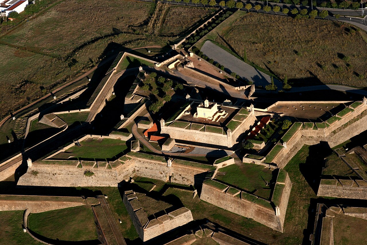 Santa Luzia Fort · Archive photograph