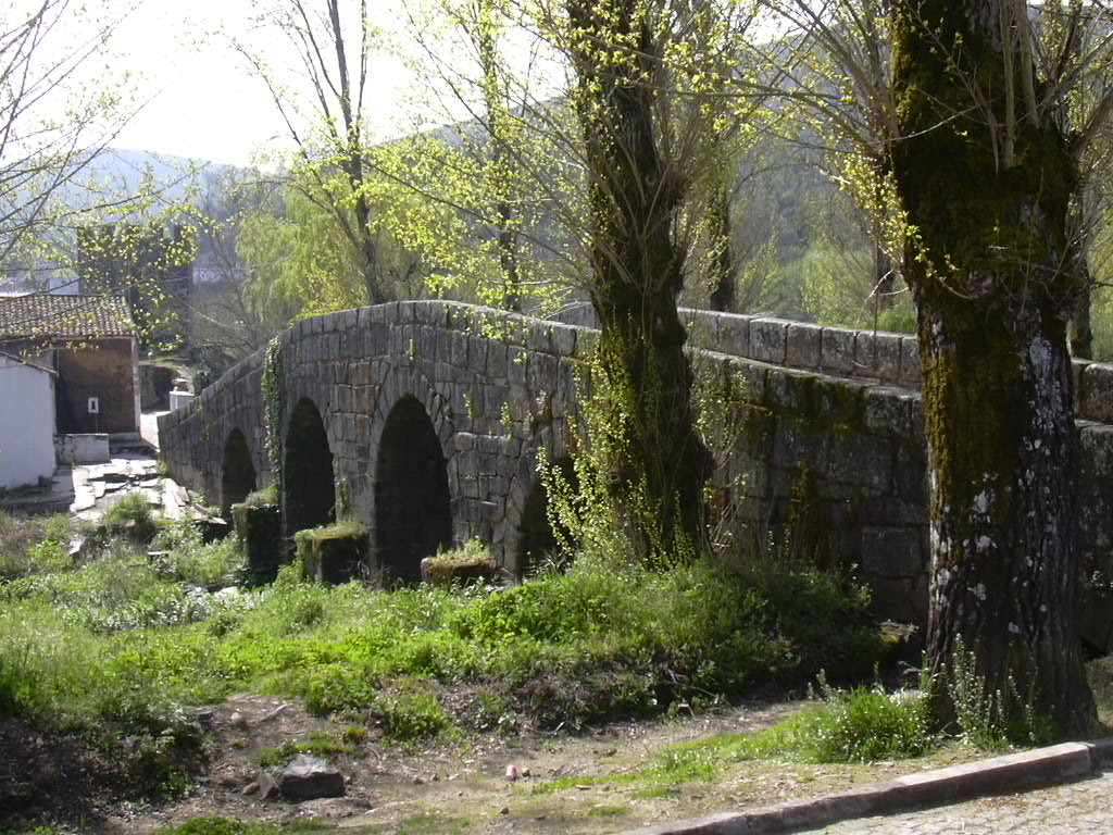 Portagem Bridge and Customs Tower · Archive photograph