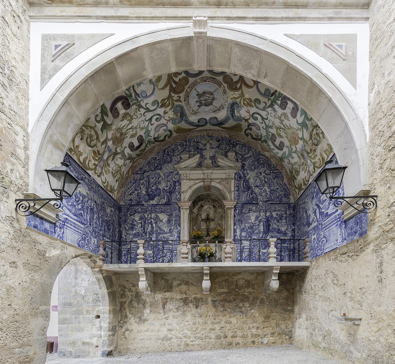 Porta da Vila · Fotografia de arquivo