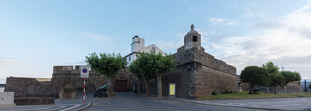 Forte de São Brás — Museu Militar dos Açores · Fotografia de arquivo
