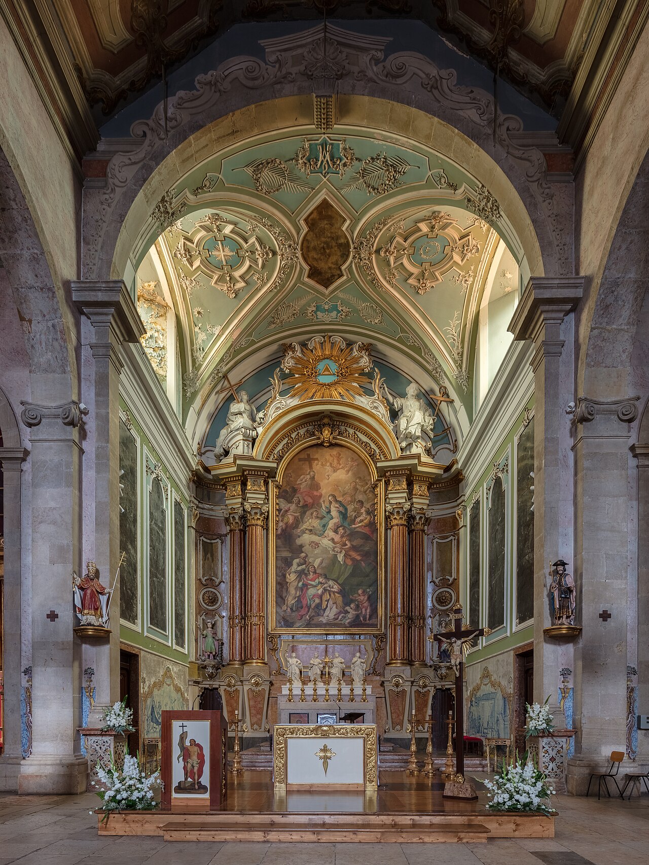 Igreja de São Julião · Interior