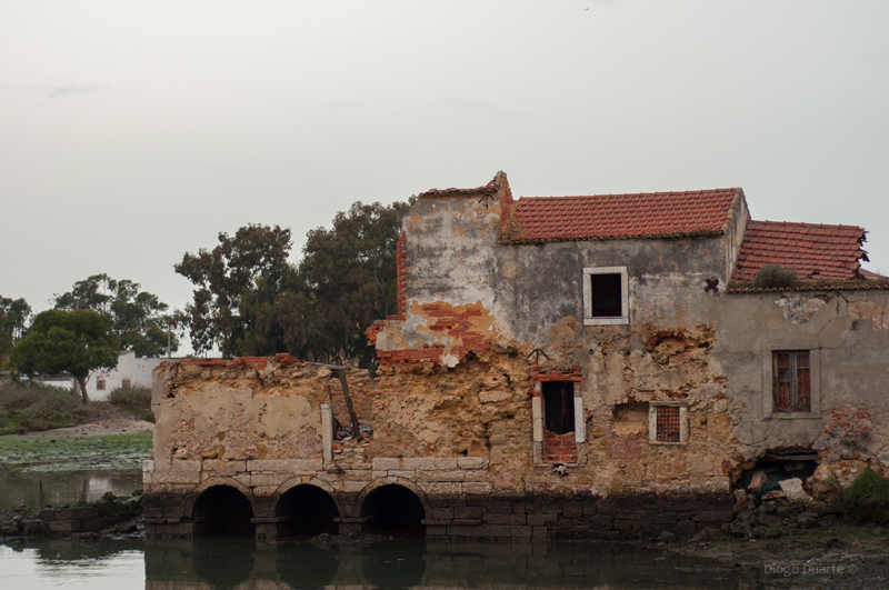 Moinho de Maré Pequeno · Historical photograph, 2012 · before redevelopment