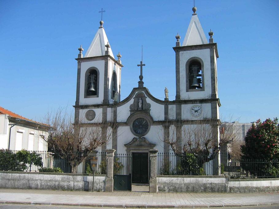 Paranhos Parish Church · São Veríssimo